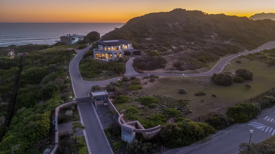 3 Bedroom Property for Sale in Myoli Beach Western Cape